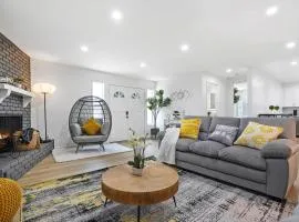 Walk to Shoreline Village, BBQ in Prime Location