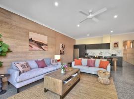 Casa Terra - Eco-Luxury in the Heart of Mansfield, hotel em Mansfield