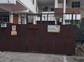 Corinne Villa 300m from the beach