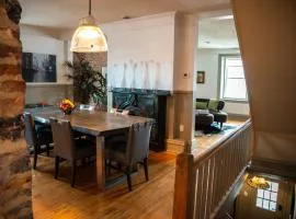 The Only Lakeview & Market View Downtown