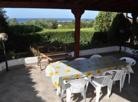 Casa Andrea, hotel in Torre Pali 
