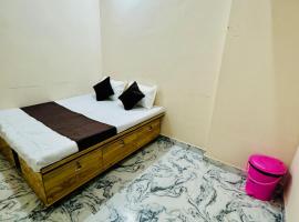 Flats in city center, next to NEXUS MALL, hotel in Mysore