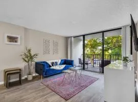 Stylish 2BR in North Miami with Free Parking
