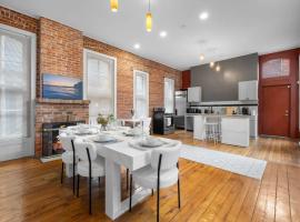 Walk to Allentown with Free Parking and WFH Space, Hotel in Buffalo