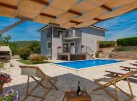 Villa Ruza - Omis by Villas Guide