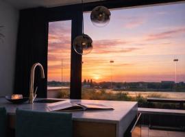 SLEEP INN - Kaai11, Riverview Lofts & Suites, Hotel in Antwerpen