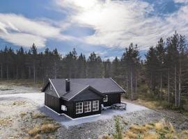Modern cabin with everything you need!, hotel i Sanderstølen