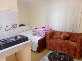 EsMash Studio Machine lanet Nakuru, hotel i Nakuru