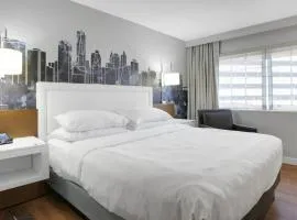 911 I Beautiful King Hotel Room