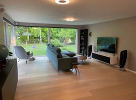 Skovbrynets guesthouse, hotel em Arnborg