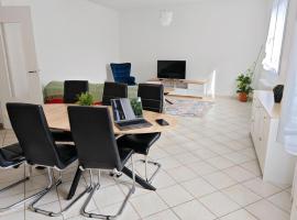 Maison, terrasse, parking, 4lits, et canapé lit, 7personnes, ξενοδοχείο στο Πουατιέ