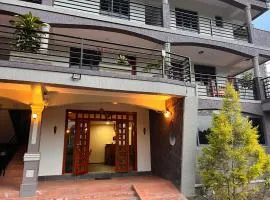 Mufasha Boutique Suites