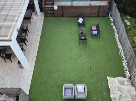 הבית בחוף הזהב