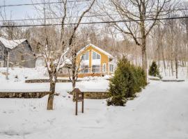 Spa Lake - Naturo lac Sept-Iles, hotel i Saint-Raymond