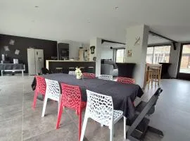 Escapade des Cavaliers, Lodge d Exception, Parking, Extérieur