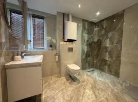 AMBER Pensjonat LOTNISKO PARKINg