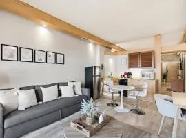 233 Beachside Hideaway | European Village