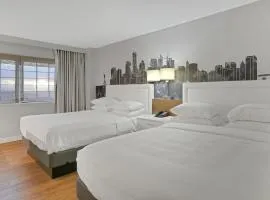 924 Double Queen Near MetLife & American Dream