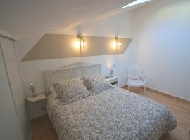 Appartement neuf centre ville avec stationnement sécurisé, hotel a Toul