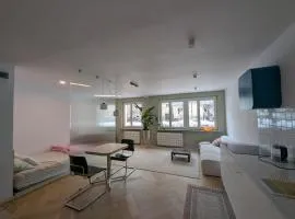 Rakietników vintage condo