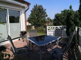 Holiday Home Modern ausgestattetes Ferienhaus mit Terrasse by Interhome, hotel din Bergen auf Rügen