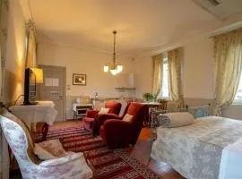 Apartment Mit Garten und Schwimmbad in den Hügeln der Marken- by Interhome