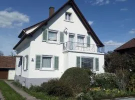 Holiday Home in ruhiger Lage mit großem Garten by Interhome