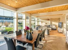 Holiday Home Haus „Am Yachthafen“ by Interhome, hotel di Ostseebad Karlshagen