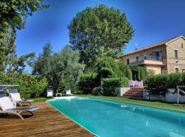 Holiday Home Haus der Musik 270m Veranda- Garten und Pool by Interhome, hotell sihtkohas Ostra