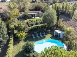 Holiday Home Haus in Ostra mit privatem Pool by Interhome, hotell sihtkohas Ostra