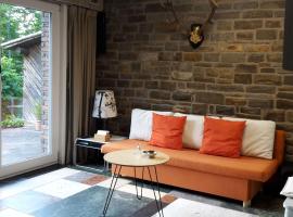 Apartment in Zendscheid mit Offenem Kamin by Interhome, hotel em Zendscheid