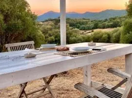 Holiday Home Stazzo mit Garten in Luogosanto by Interhome