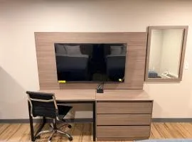 Economy Suites Fort Smith