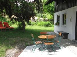Holiday Home Haus Victoria by Interhome, Hotel in Schöllnach
