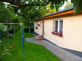 Holiday Home in Breitenstein mit Grill und Garten by Interhome, hotel i Breitenstein