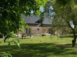 Holiday Home Charmante normannische Ferienwohnung les chataigniers 3 Zimmer by Interhome