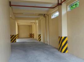 Condo Unit 1A - 1st floor in Batangas City โรงแรมในบาตังกัสซิตี้