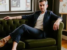 Antiga Casa Colonial com Suítes e Quartos Privativos - Hospedagem Residencial