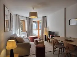 Appartement 3 Pièces à Valmorel - 6 Couchages, Parking - FR-1-291-1038