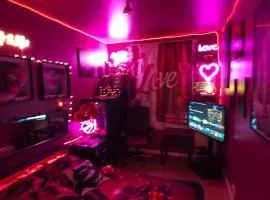 Love Room Chambre Privée Chez Habitant proche gare rer 5 minute à pied