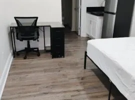 Stylish Westside Retreat - Your Jacksonville Getaway!