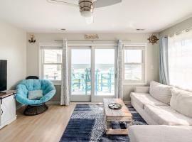 Whitecaps Surf City Beachfront Townhome, Hotel in Surf City
