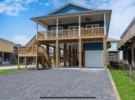 Stunning Beach Front House, Hotel in Crystal Beach