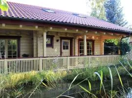 Apartment Gemütliches Blockhaus in Waldrandlage mit Sauna by Interhome