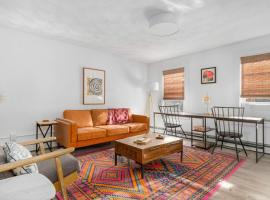 The Return to Woods - Newly Designed & Renovated, Hotel in Warren