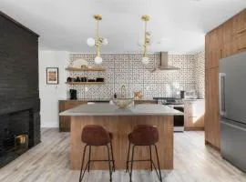 The Return - Multi-Unit Retreat - Sleeps 16 - Spa