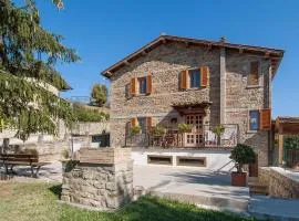 Holiday Home Fichtenhaus mit Schwimmbad zwischen Florenz und by Interhome