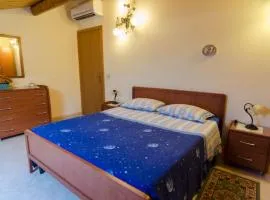 Apartment 'Montagna' mit Terrasse by Interhome