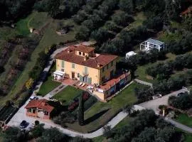 Apartment Anwesen Il Campano mit Whirlpool by Interhome