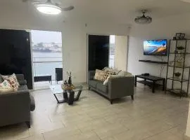 Despierta con Vista al Río, a Pasos de la Zona Colonial